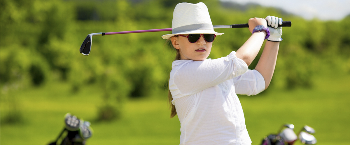 Kids Golfing